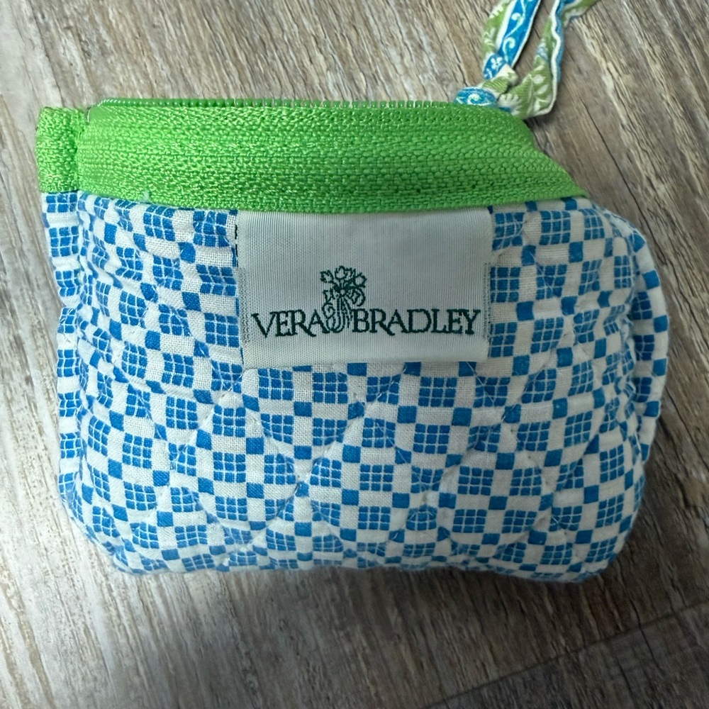 Vera Bradley Green Floral Quilted Pouch (EUC) - Picture 3 of 5